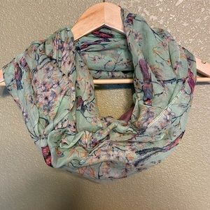 *LAST DAY* Linen Bird and Floral Patterned Scarf